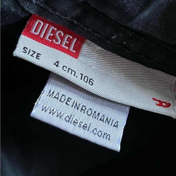 Diesel kids denim shorts size 4 - Picture 4 of 5